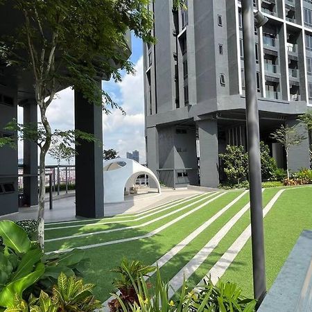 Mt Stay @ Aera Residence Petaling Jaya Exterior photo